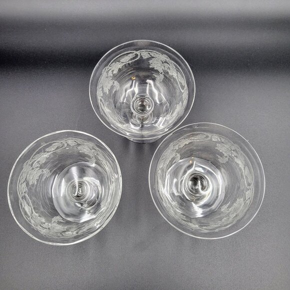 Vintage Dessert Dish Bowl Footed Clear Etched Thin Glass Set Of 3 Read - Picture 4 of 6